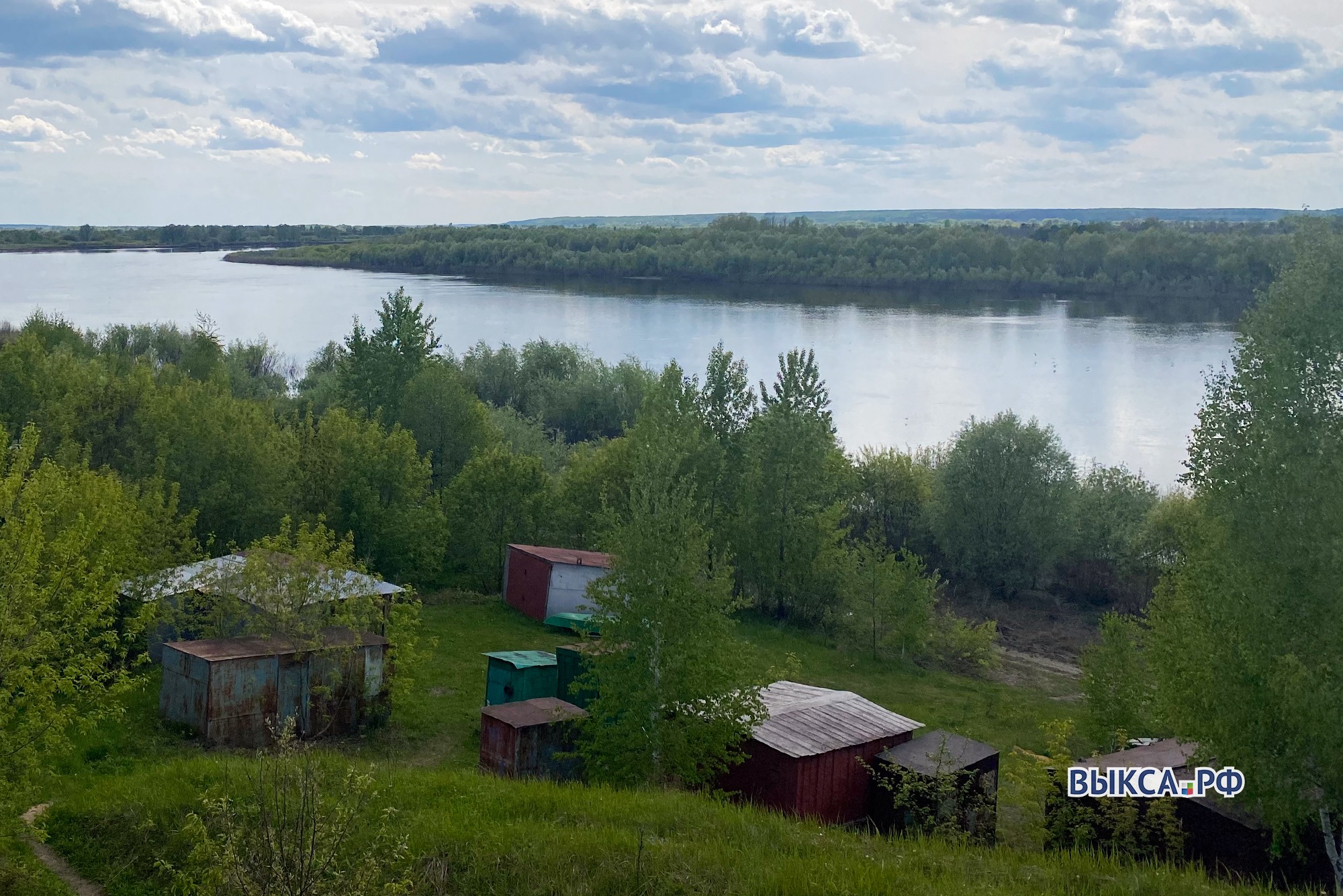 Потепление и дожди: какой будет погода в последние выходные мая